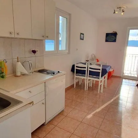 205 Mata, 80m Vom Guest house 3*
