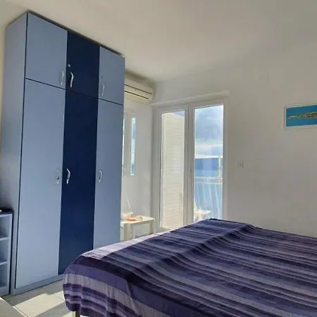 205 Mata, 80m Vom Guest house 3*