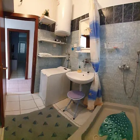 Гостевой дом 205 Mata, 80m Vom